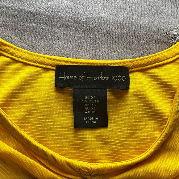 House of Harlow 1960 Ruched Sleeveless Crop Tank Top Blouse Golden Yellow New đź’› - Picture 8 of 15